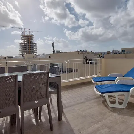 Apartment The Strand Penthouse Gzira